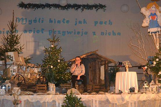 Grafika #9: Rodzinny Kiermasz Świąteczny - zdjęcia