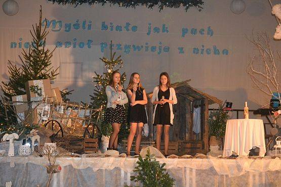 Grafika #27: Rodzinny Kiermasz Świąteczny - zdjęcia