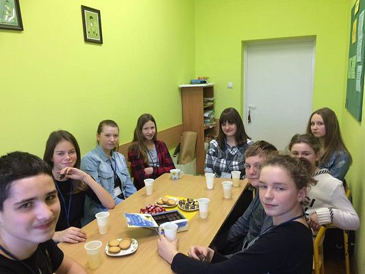 Grafika #1: Szkolny Klub Wolontariatu