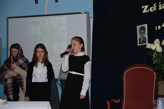 Grafika #6: Spotkanie z Panią Zofią Bladowską oraz Panią Krystyną Olszewską- zesłanymi na Syberię