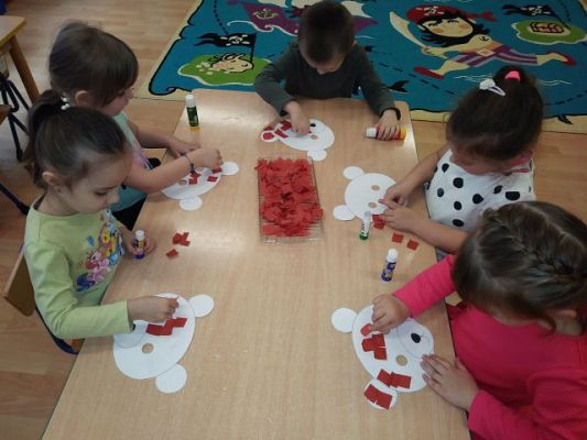 Grafika #9: Dzień Pluszowego Misia