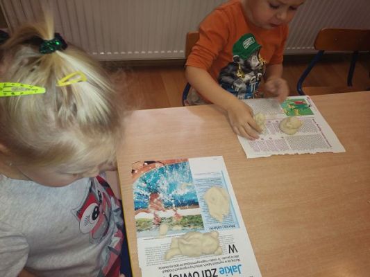 Grafika #11: Dzień Pluszowego Misia