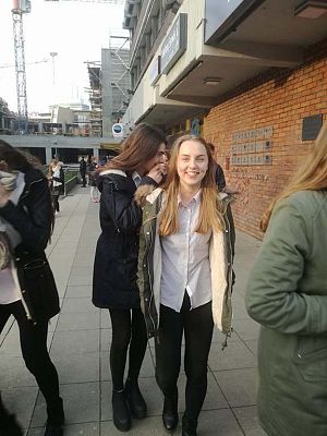 Grafika #1: Niezwykła przygoda z teatrem