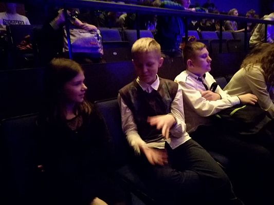 Grafika #3: Niezwykła przygoda z teatrem