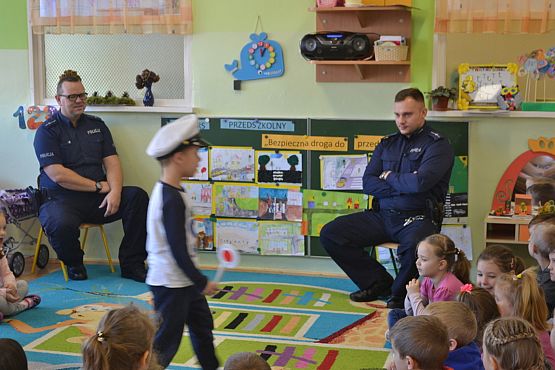 Grafika #7: Bezpieczna droga do przedszkola