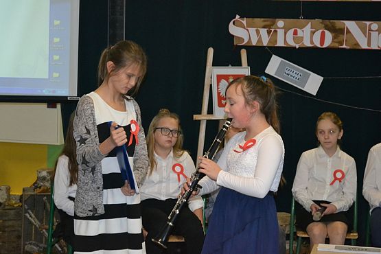 Grafika #8: 11 listopada Święto Niepodległości