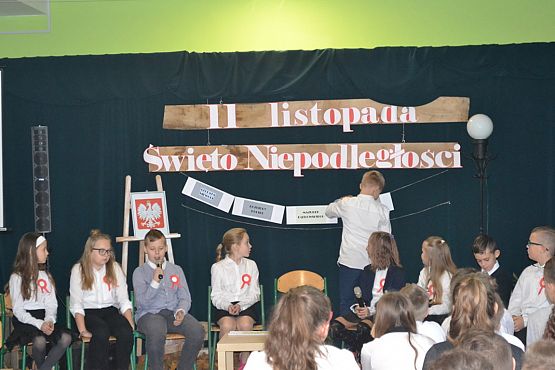 Grafika #9: 11 listopada Święto Niepodległości