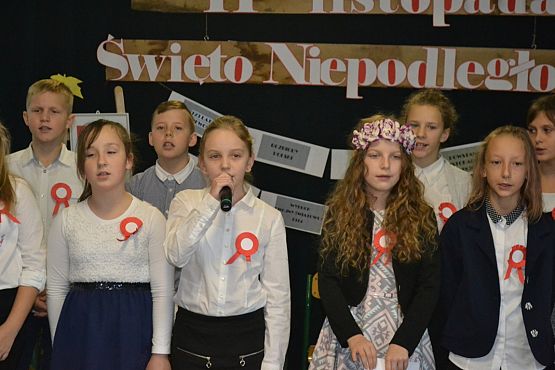 Grafika #15: 11 listopada Święto Niepodległości