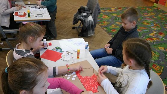 Grafika #3: Przed Świętem Niepodległości