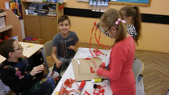 Grafika #4: Przed Świętem Niepodległości