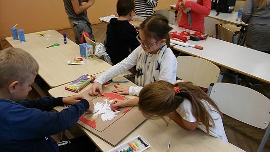 Grafika #5: Przed Świętem Niepodległości