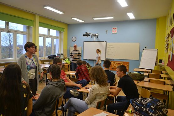 Grafika #7: Warsztaty profilaktyczne Cienka Czerwona Linia