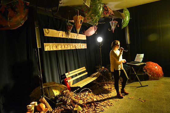 Grafika #15: Jesienne śpiewogranie