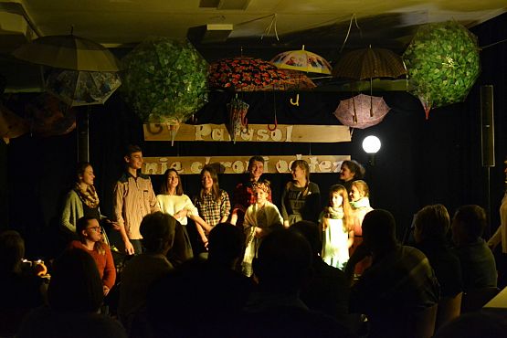 Grafika #19: Jesienne śpiewogranie