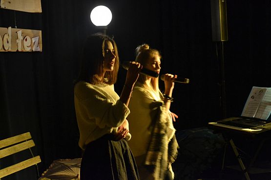 Grafika #21: Jesienne śpiewogranie