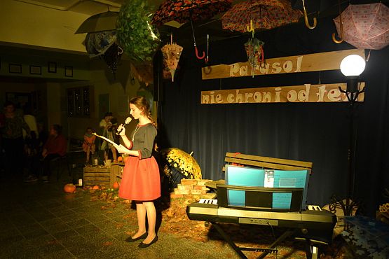 Grafika #25: Jesienne śpiewogranie