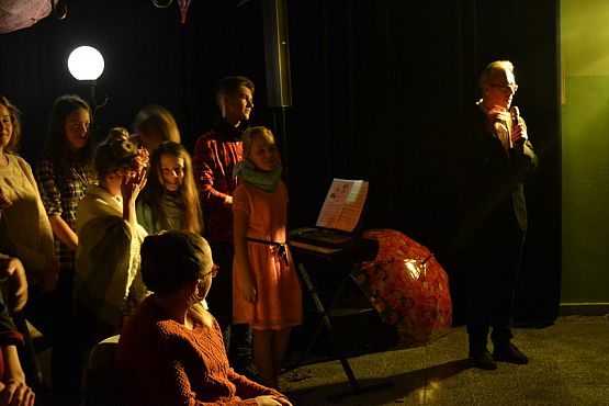 Grafika #30: Jesienne śpiewogranie