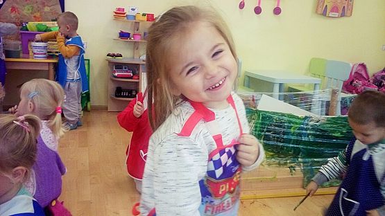 Grafika #9: Malowanie na streczu