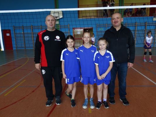 Grafika #5: Weekend z minisiatkówką w Łebieniu!!!