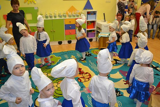 Grafika #3: Pasowanie na przedszkolaka.