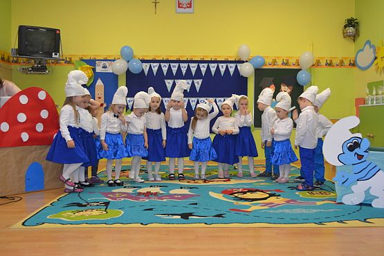 Grafika #11: Pasowanie na przedszkolaka.