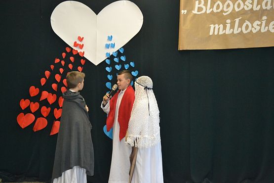 Grafika #9: Apel poświęcony Patronowi