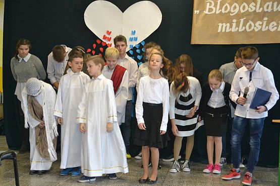 Grafika #11: Apel poświęcony Patronowi