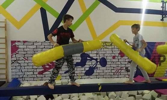 Grafika #0: 19 X Klasa VI i VII w Jumpin