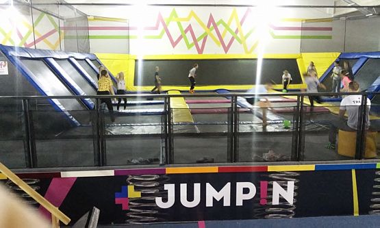 Grafika #9: 19 X Klasa VI i VII w Jumpin