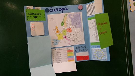 Grafika #0: 3a SP tworzy lapbooki