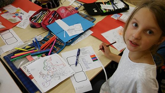 Grafika #11: 3a SP tworzy lapbooki