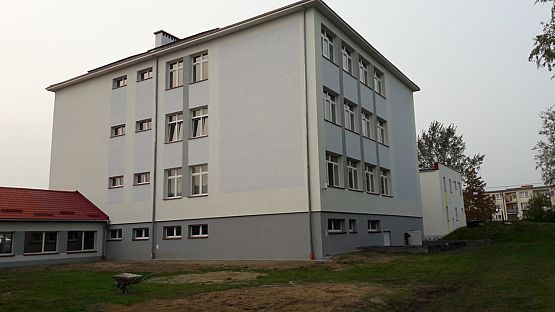 Grafika #7: Szkoła jak nowa po termomodernizacji