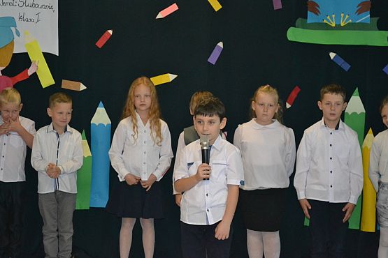 Grafika #1: Ślubowanie klasy pierwszej