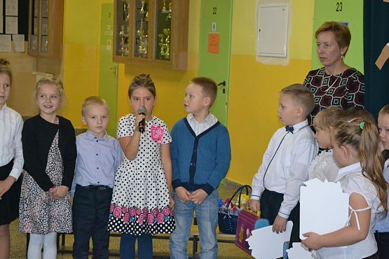 Grafika #15: Ślubowanie klasy pierwszej