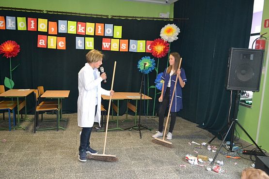 Grafika #1: Dzień Edukacji Narodowej