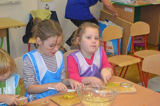 Grafika #4: Jesienna sałatka w zerówce