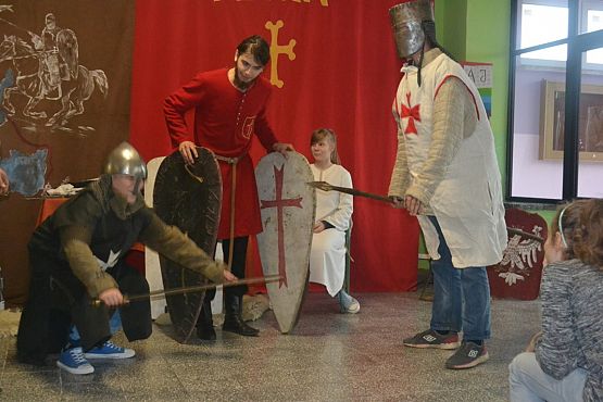 Grafika #7: Żywa lekcja historii