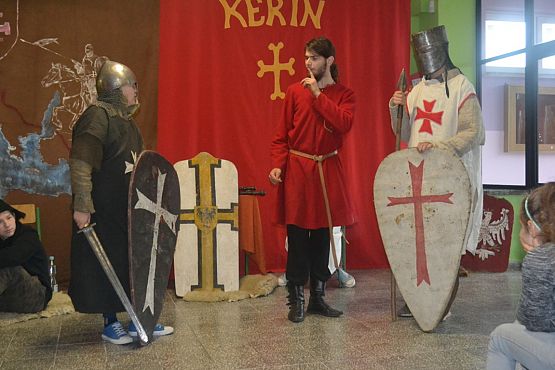 Grafika #8: Żywa lekcja historii