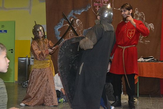 Grafika #9: Żywa lekcja historii