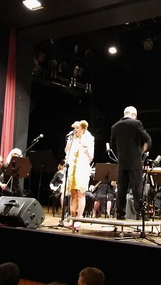 Grafika #17: W Filharmonii.