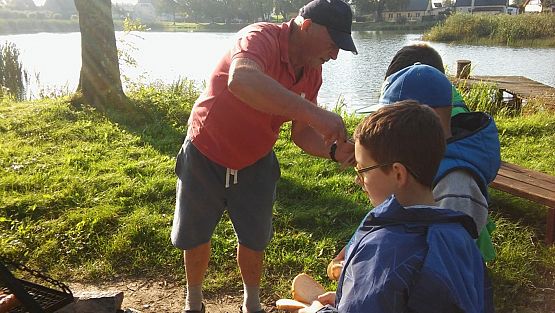 Grafika #17: Wycieczka do Redkowic klas III SP