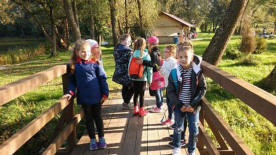 Grafika #27: Wycieczka do Redkowic klas III SP