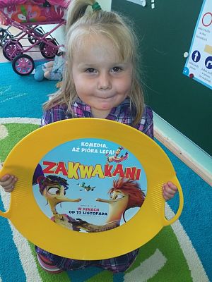 Grafika #7: Przedszkolaki uczestniczą w pokazach filmów w ramach przeglądu "Gdynia Dzieciom".