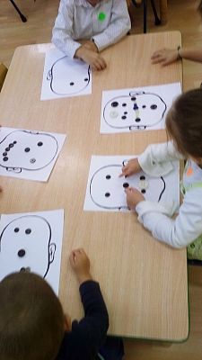 Grafika #6: Międzynarodowy Dzień Kropki w przedszkolu