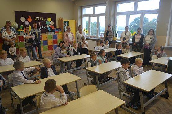 Grafika #23: Uroczyste rozpoczęcie roku szkolnego 2017/2018