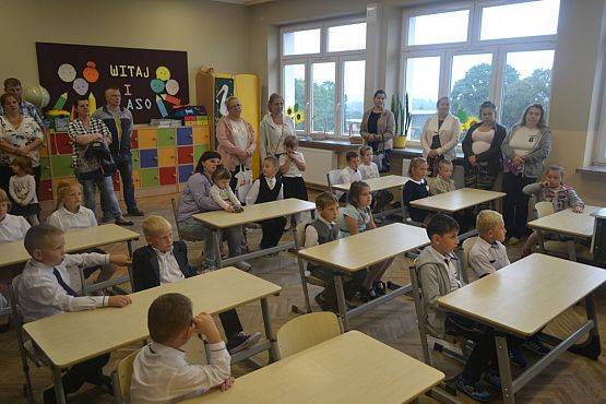 Grafika #24: Uroczyste rozpoczęcie roku szkolnego 2017/2018