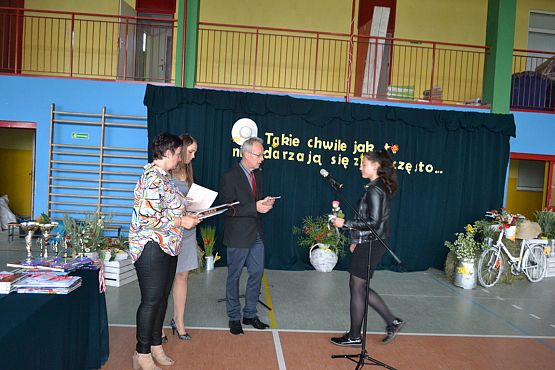 Grafika #3: Zakończenie roku szkolnego 2016/2017