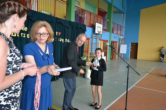 Grafika #5: Zakończenie roku szkolnego 2016/2017