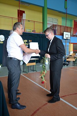 Grafika #5: Pożegnanie klas III gimnazjum