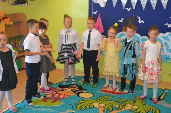 Grafika #23: Zakończenie roku przedszkolnego.